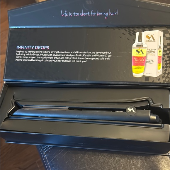 SA Black Hair Straightener - Picture 1 of 6